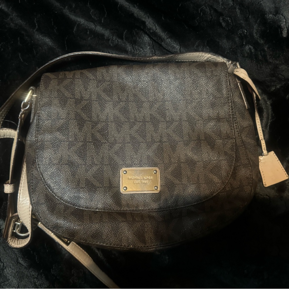 Michael Kors Crossbody
